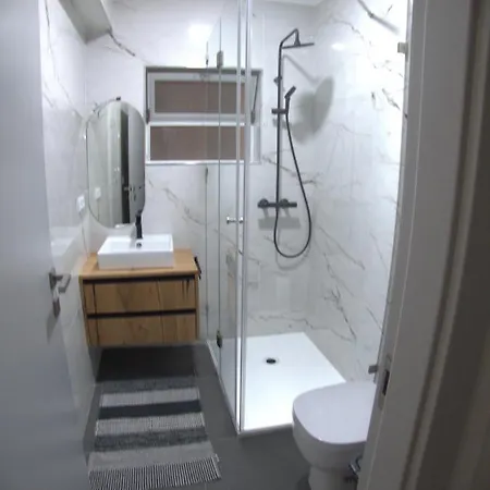 South Apartment *